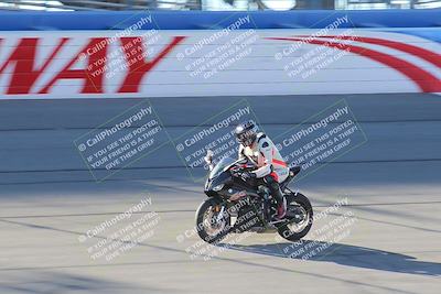 media/Nov-26-2022-Fastrack Riders (Sat) [[b001e85eef]]/Level 1/Session 1 Front Straight/